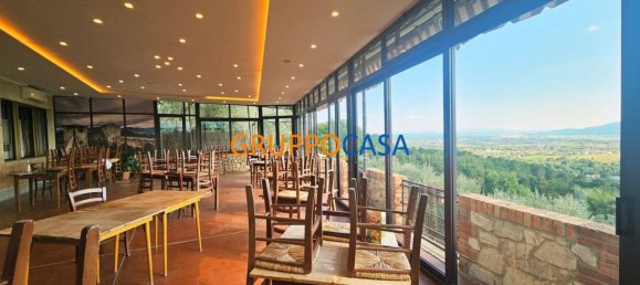 2-Zimmer Gewerbliche Immobilie in Montecarlo, Italy, Nr. 282707 6