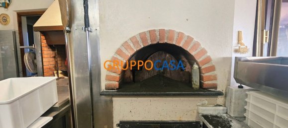 2-Zimmer Gewerbliche Immobilie in Montecarlo, Italy, Nr. 282707 13