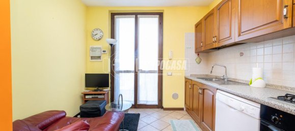 2 rooms Apartment in Masate, Italy No. 42637 4