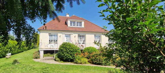 Casa T4 em La Chaussee-Saint-Victor, France N.º 251939 3