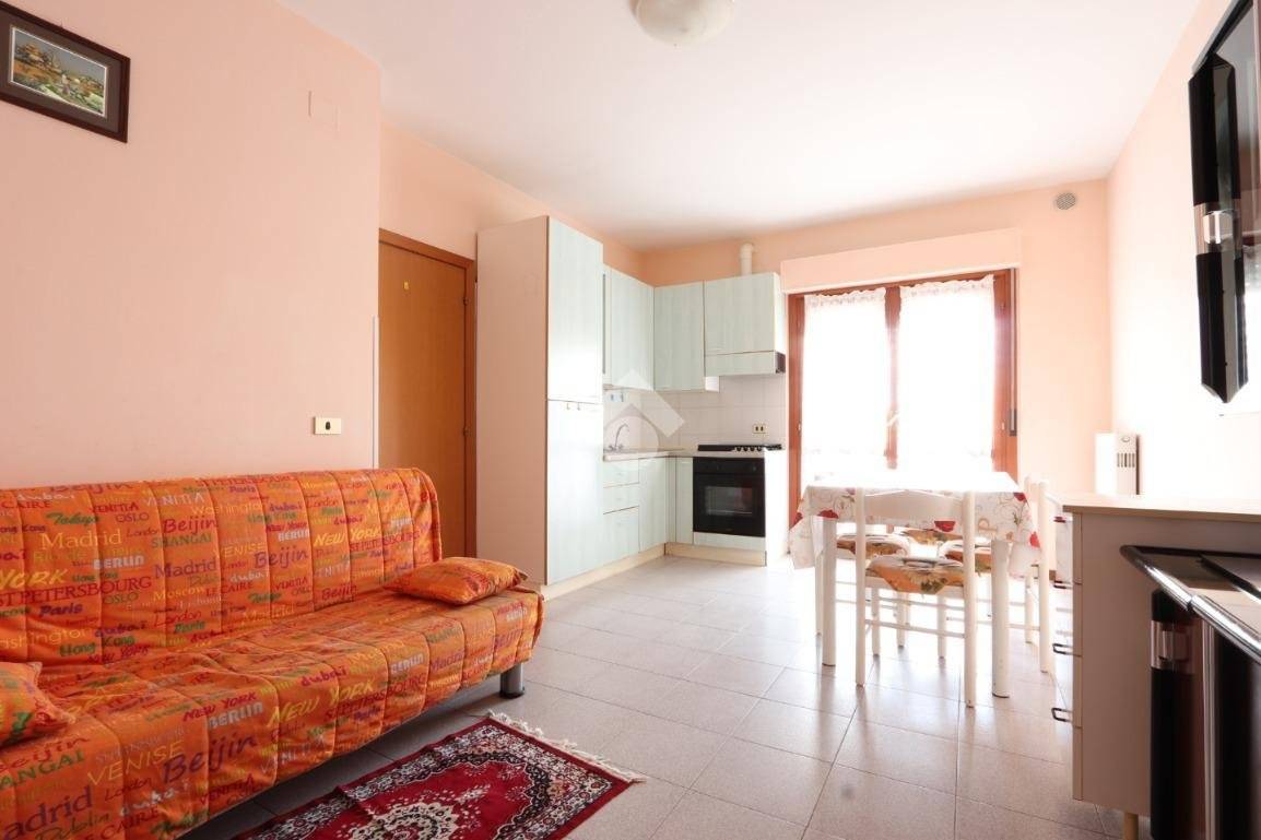 2 bedrooms Apartment in Martinsicuro, Italy No. 341326