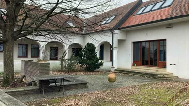 Castelos de 10 divisões em Eisenstadt, Austria N.º 236525