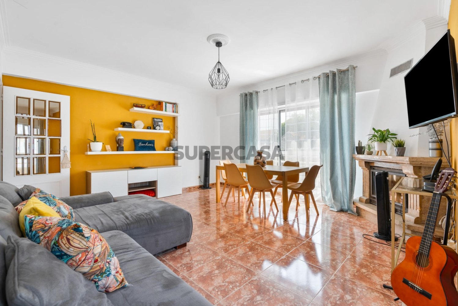 2 bedrooms Apartment in Corroios, Portugal No. 295648