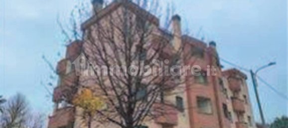 4 bedrooms Apartment in Legnano, Italy No. 260817 11