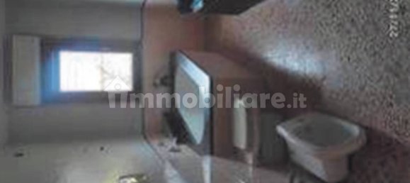4 bedrooms Apartment in Legnano, Italy No. 260817 4