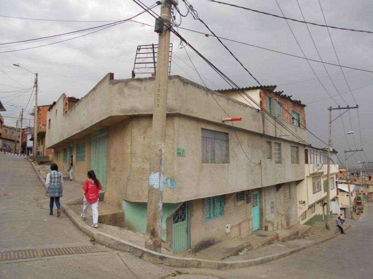 Дом с 14 спальнями в Богота, Колумбия № 12939