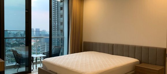 3 bedrooms Apartment in District 1, Vietnam No. 18389 8