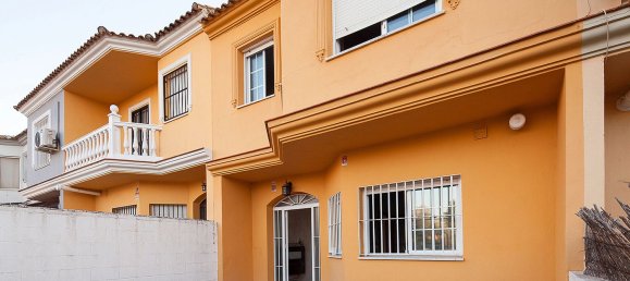 3 bedrooms Townhouse in Andalusia, Spain No. 171613 2