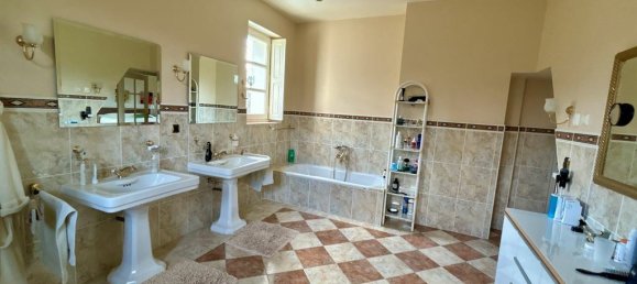 6 bedrooms Castles in Tours, France No. 349948 15