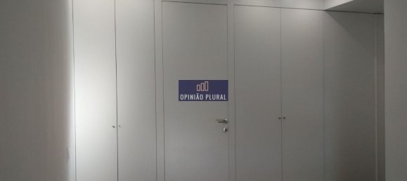 4 bedrooms Apartment in Porto, Portugal No. 78914 23