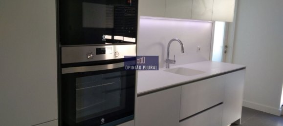 4 bedrooms Apartment in Porto, Portugal No. 78914 5