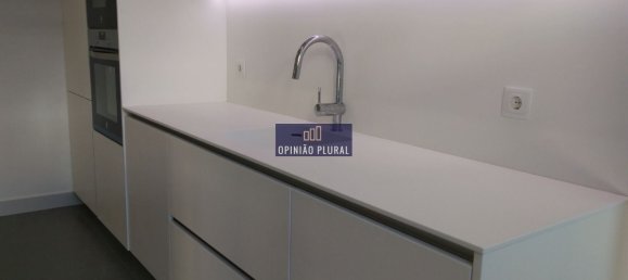 4 bedrooms Apartment in Porto, Portugal No. 78914 4