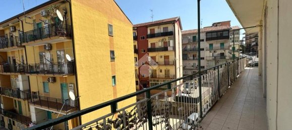 Apartamento T2 em Crotone, Italy N.º 38486 13