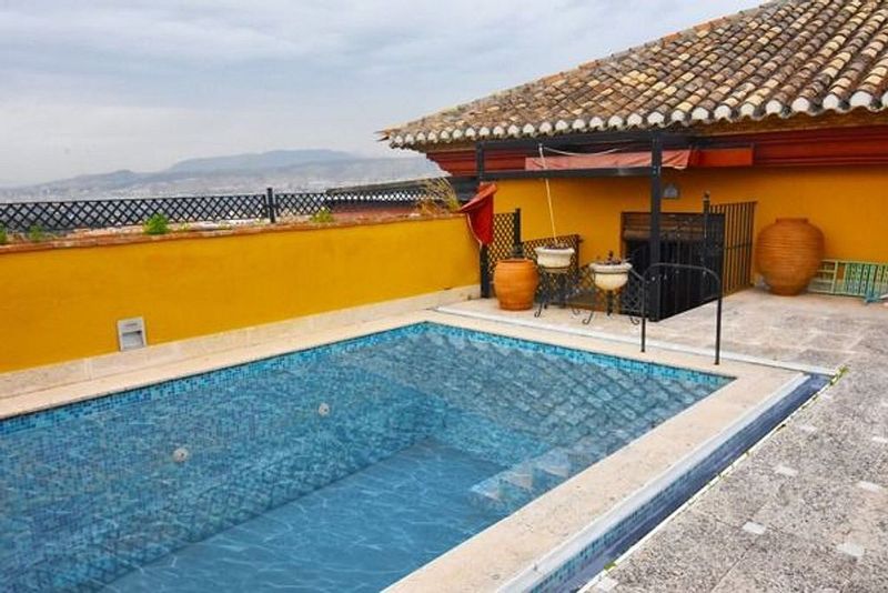 4 غرف نوم بانتهاوس في La Zubia, Spain رقم 225404