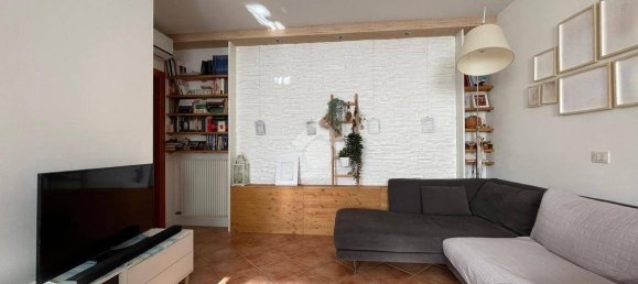 2 bedrooms Apartment in Carbonera, Italy No. 275199 8