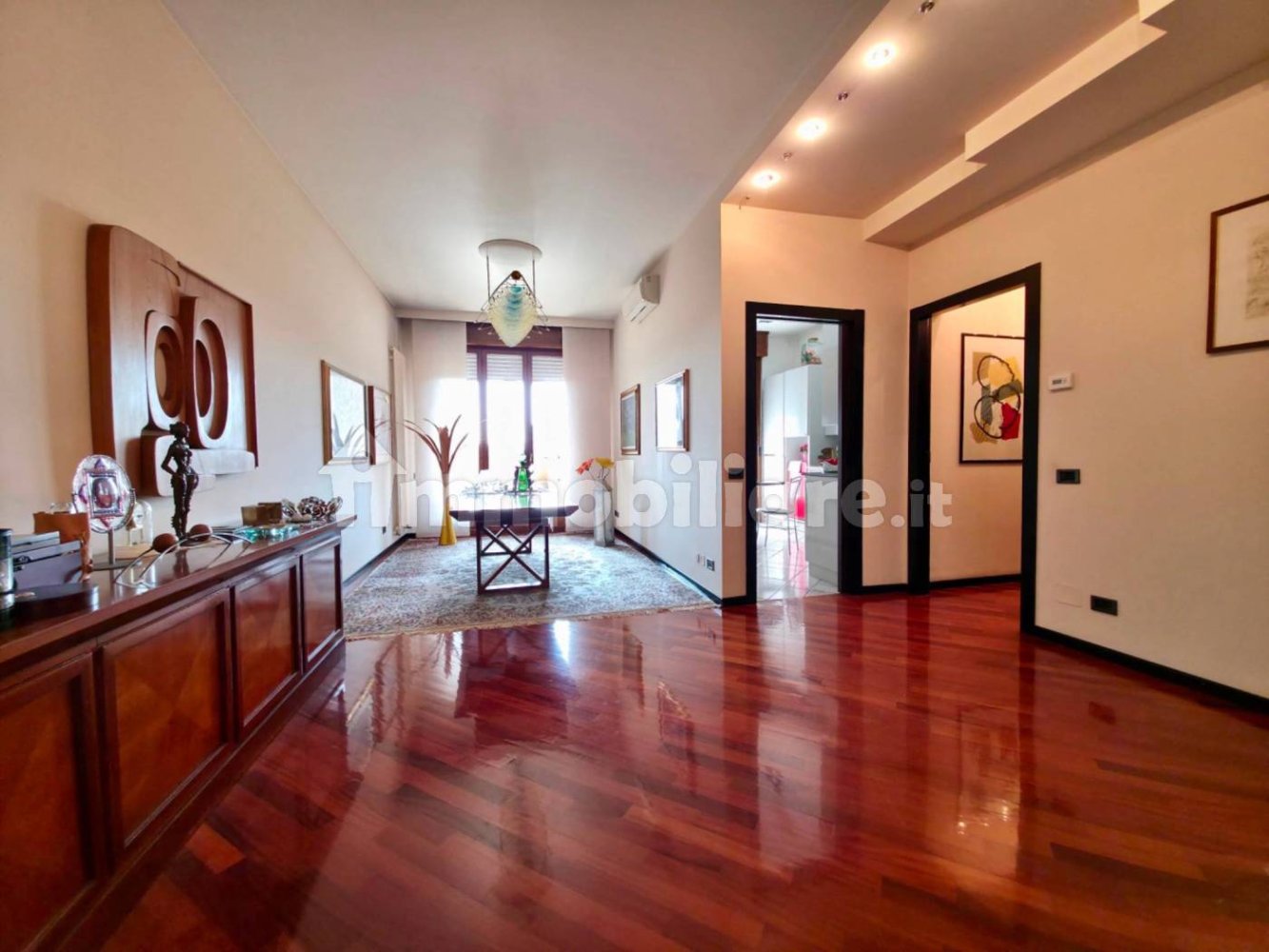 Apartamento T2 em Sesto San Giovanni, Italy N.º 354288