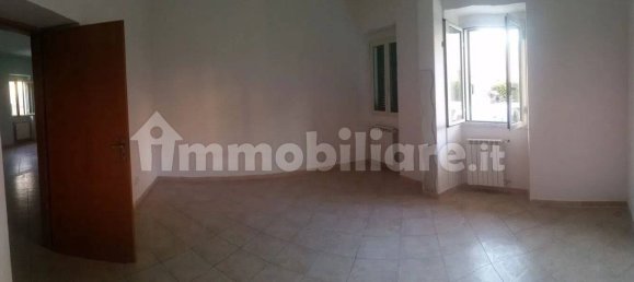 2 bedrooms Apartment in Aprilia, Italy No. 189046 3