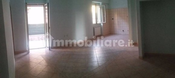 2 bedrooms Apartment in Aprilia, Italy No. 189046 4