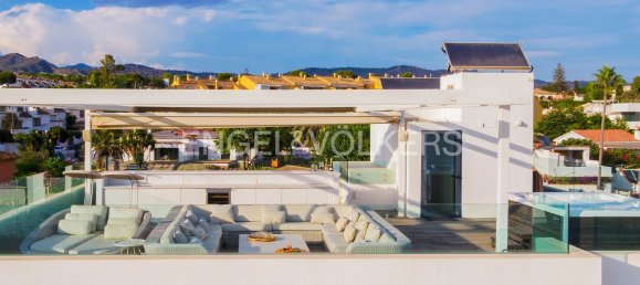 6 bedrooms Villa in Marbella, Spain No. 93774 27