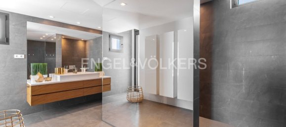 6 bedrooms Villa in Marbella, Spain No. 93774 14