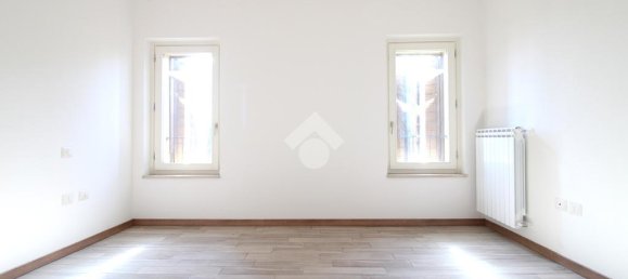 Apartamento T1 em San Giacomo delle Segnate, Italy N.º 305658 9