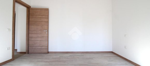 Apartamento T1 em San Giacomo delle Segnate, Italy N.º 305658 8