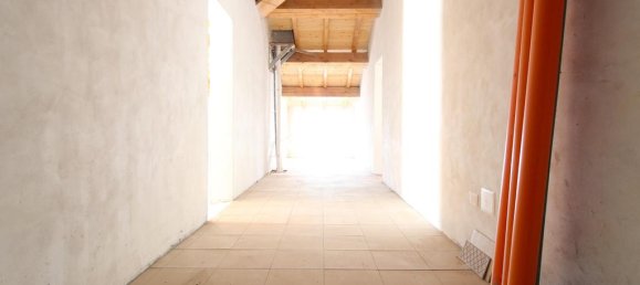 Apartamento T1 em San Giacomo delle Segnate, Italy N.º 305658 17