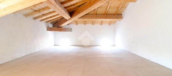 Apartamento T1 em San Giacomo delle Segnate, Italy N.º 305658 16