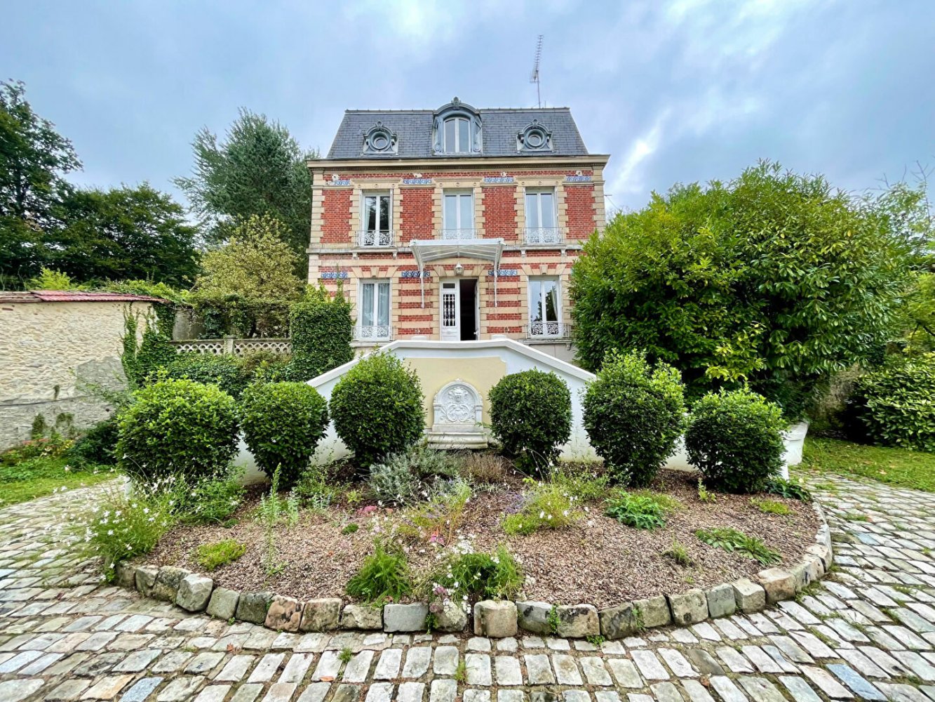 4 Schlafzimmer Haus in Chaumont-en-Vexin, France, Nr. 254873
