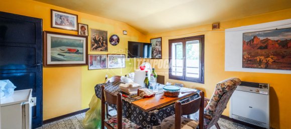 3 bedrooms House in Maranello, Italy No. 328679 8