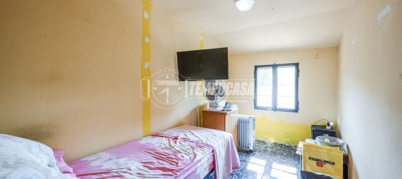 3 bedrooms House in Maranello, Italy No. 328679 30