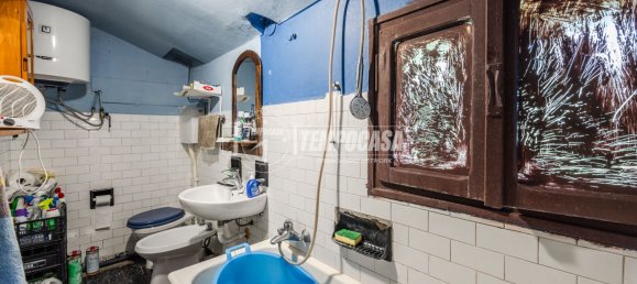 3 bedrooms House in Maranello, Italy No. 328679 26