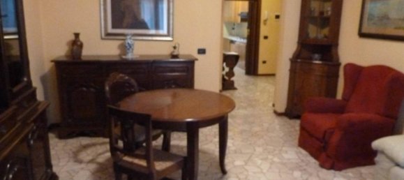 3 rooms Apartment in Piacenza, Italy No. 35891 6
