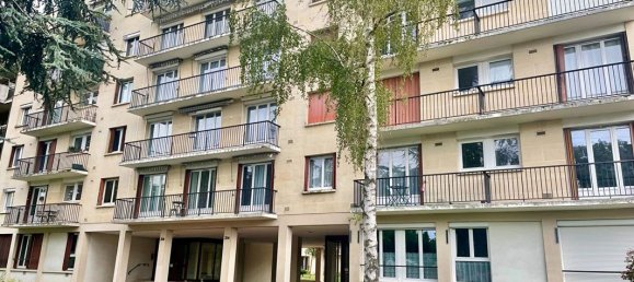 2 bedrooms Apartment in Montmorency, France No. 163948 10