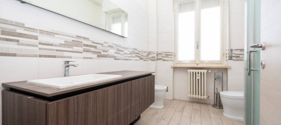 3 Schlafzimmer Wohnung in Rivoli, Italy, Nr. 372024 16