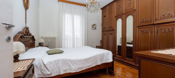 3 Schlafzimmer Wohnung in Rivoli, Italy, Nr. 372024 9
