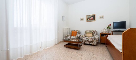 3 Schlafzimmer Wohnung in Rivoli, Italy, Nr. 372024 21