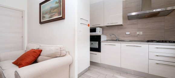 3 Schlafzimmer Wohnung in Rivoli, Italy, Nr. 372024 4