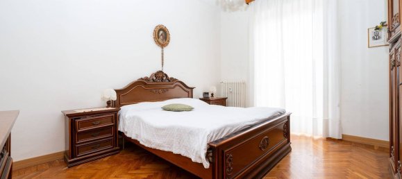 3 Schlafzimmer Wohnung in Rivoli, Italy, Nr. 372024 11