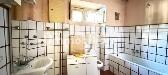 3 bedrooms Apartment in Turin, Italy No. 312934 12