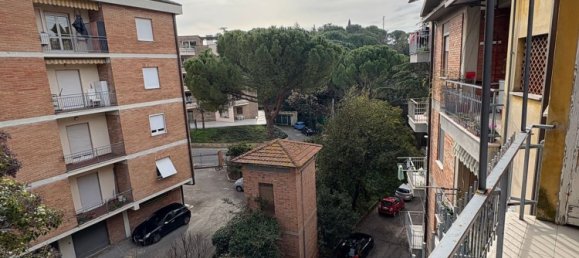 5 rooms Apartment in Perugia, Italy No. 50340 39