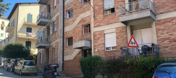 5 rooms Apartment in Perugia, Italy No. 50340 18