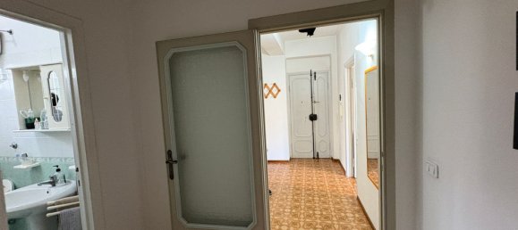 5 rooms Apartment in Perugia, Italy No. 50340 76