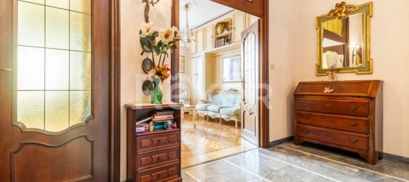 Apartamento de 3 habitaciónes en Turin, Italy No. 12304 5