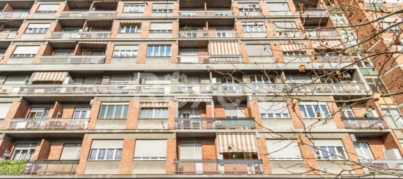 Apartamento de 3 habitaciónes en Turin, Italy No. 12304 12