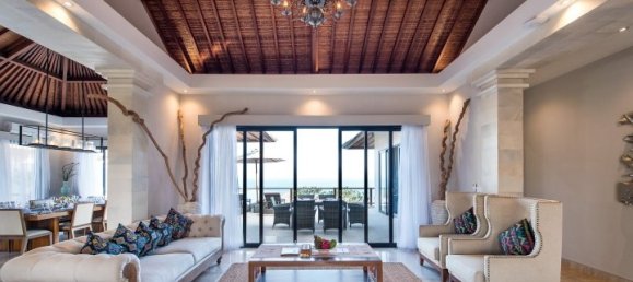 4 Schlafzimmer Villa in South Kuta, Indonesia, Nr. 3043 5
