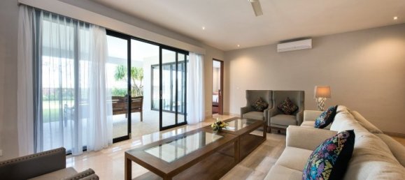 4 Schlafzimmer Villa in South Kuta, Indonesia, Nr. 3043 4