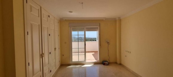 2 bedrooms Penthouse in Marbella, Spain No. 99595 8