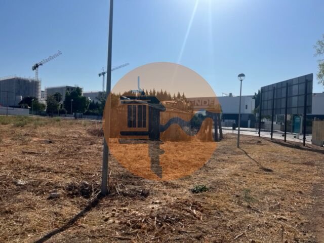  Land in Loule, Portugal No. 245415