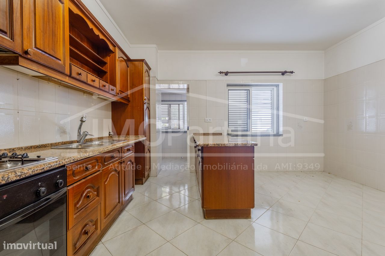 3 bedrooms Apartment in Cascais, Portugal No. 304898